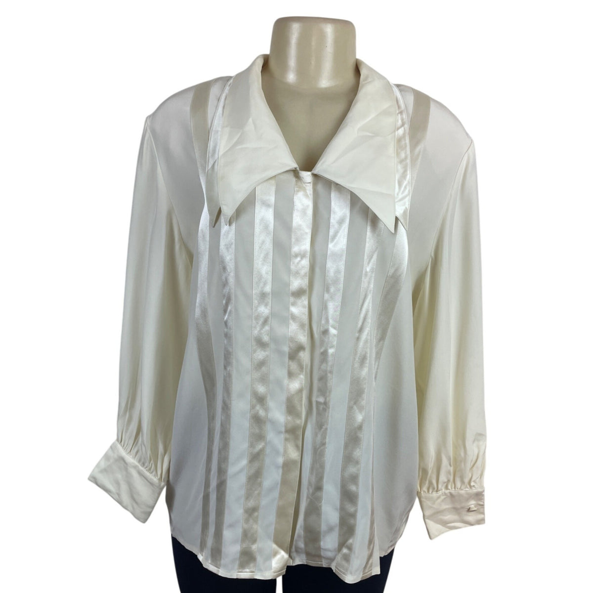 Vintage Starington Saks Fifth Avenue Women’s Cream Satin Blouse Sz 16
