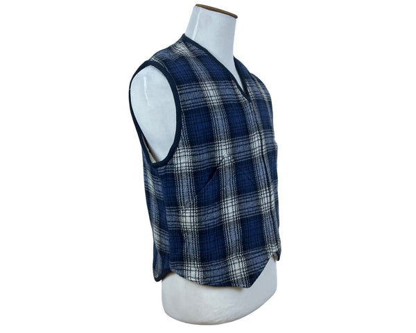 Vintage Britches Great Outdoors Men's Blue Plaid Sleeveless Vest Warm Casual