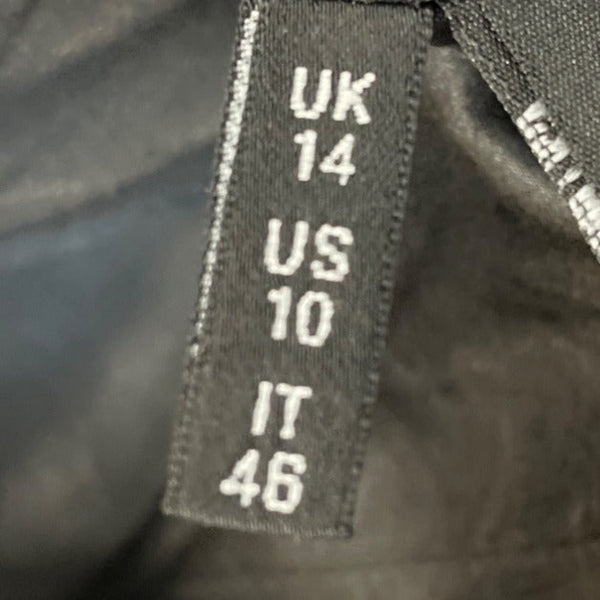 Amanda Wakeley Women's 1/4 Sleeve Round Neck Black Blazer Sz 10