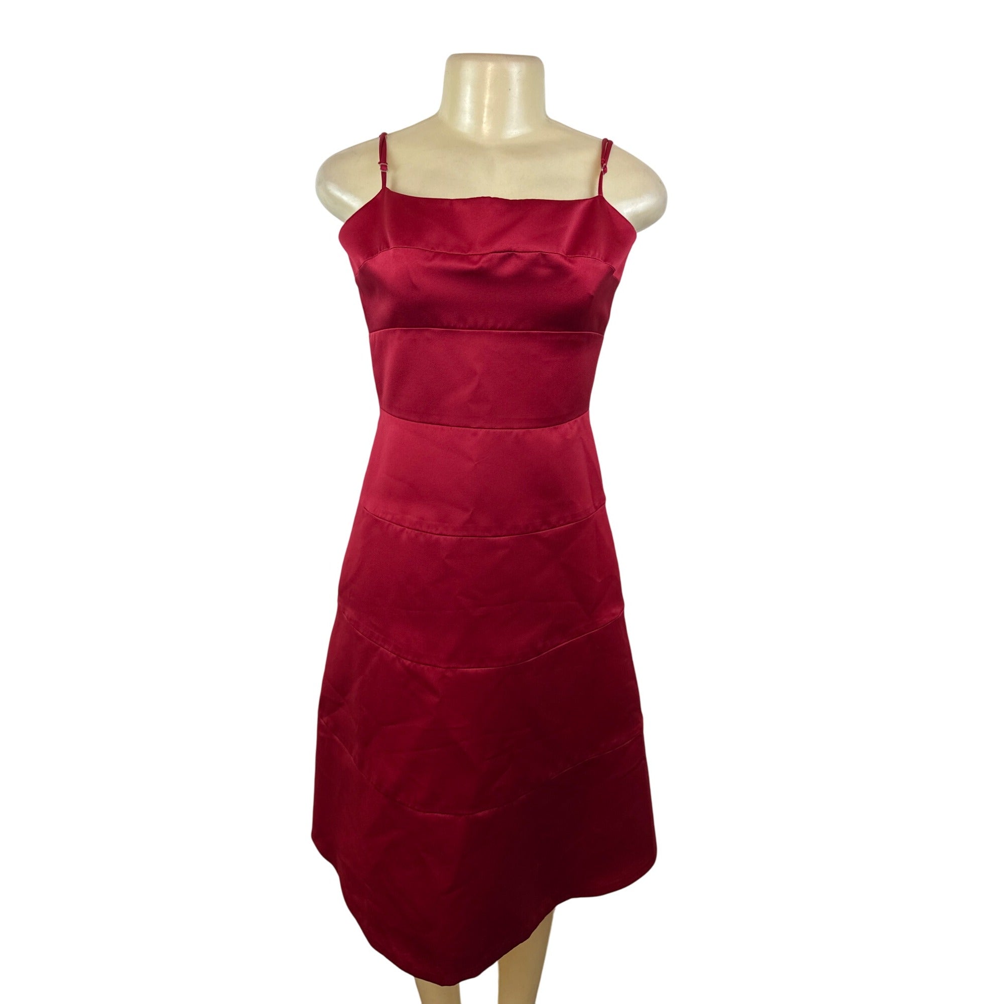 BCBGMAXAZRIA Red Sleeveless Satin Spaghetti Strap Midi Dress Size 6 Picky Thrifter BCBGMAXAZRIA Red Sleeveless Satin Spaghetti Strap Midi Dress Size 6 Picky Thrifter