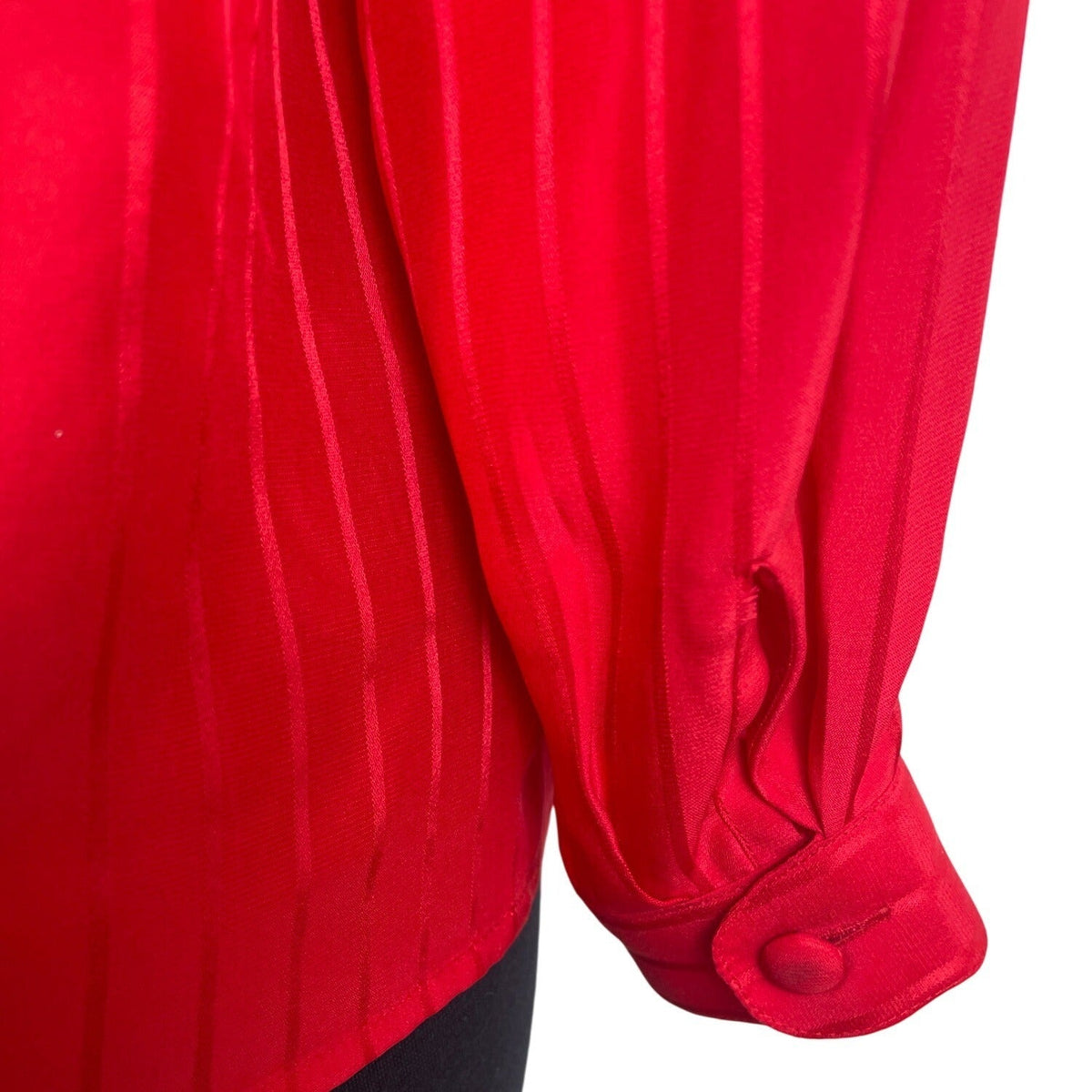 Vintage Micheal’s Women’s Red Striped Long Sleeve Button Blouse