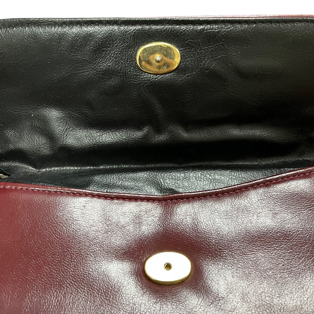 Vintage Womens Burgundy Faux Leather Crossbody Bag With Bow Accent