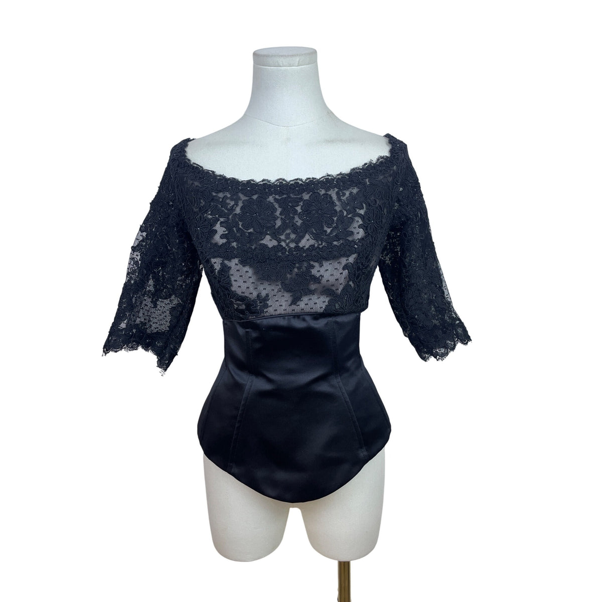 Vintage Rose Taft Couture Women's Black Lace Top Off Shoulder