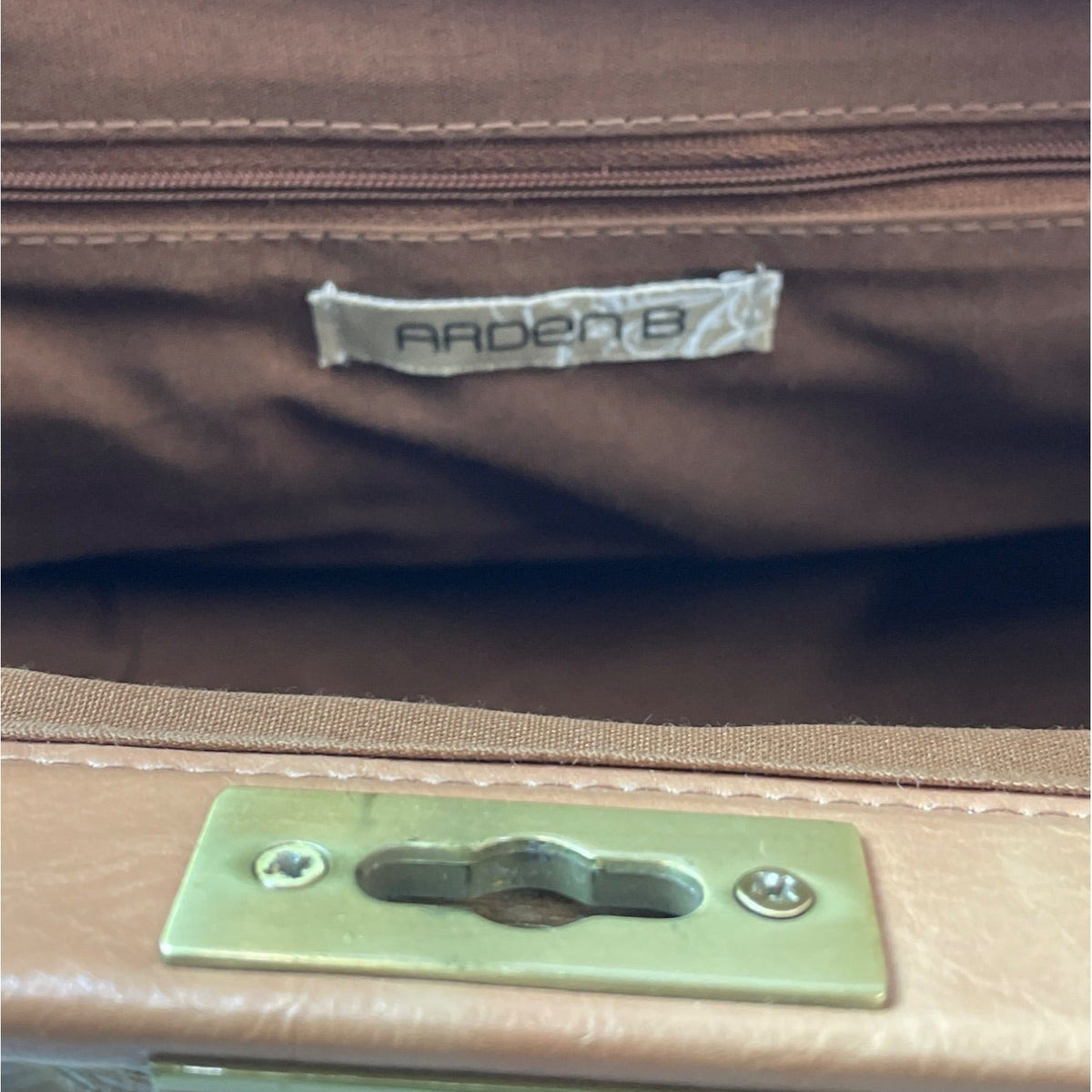 Arden B Women's Brown Animal Print With Bronce Details Leather Handbag Sz M