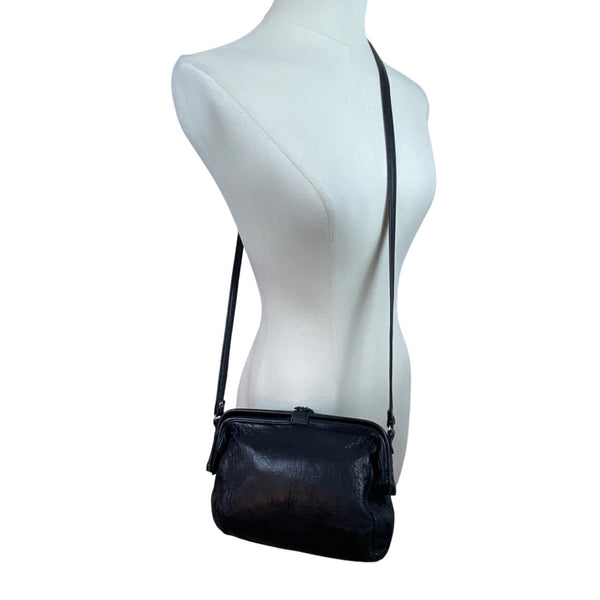 Vintage Black Leather Crossbody Bag With Snap Closure & Adjustable Strap Sz S