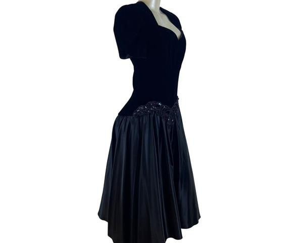 Vintage Niki Black Velvet Keyhole Back Midi Dress Beaded Accent Empire Size 6