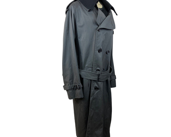 Burberrys Vintage Gray Double-Breasted Trench Coat With Belt & Plaid Lining