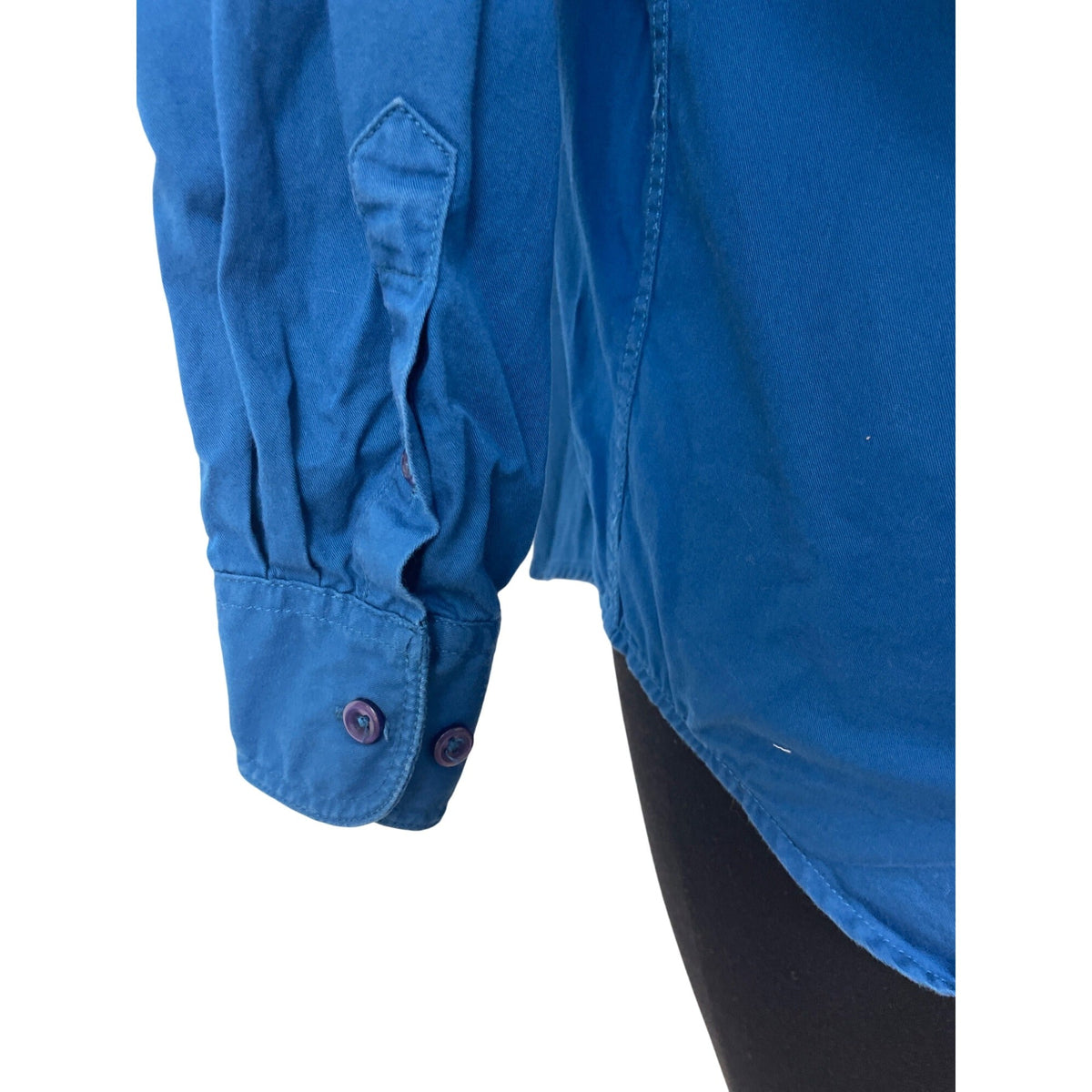 Vintage Mickey Inc Bambi & Flower Embroidered Blue Button-Up Shirt Size L