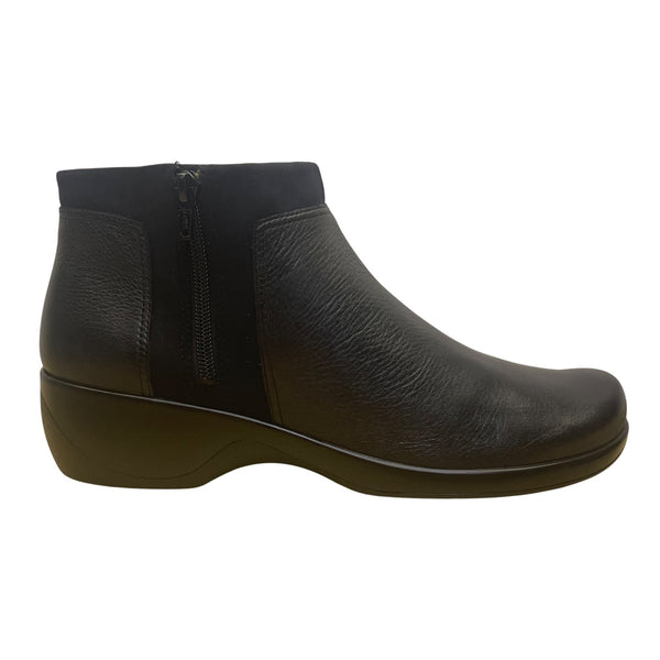 Easy Spirit Women’s Black Leather Double Side Zipper Lexer Ankle Boots Size 10M