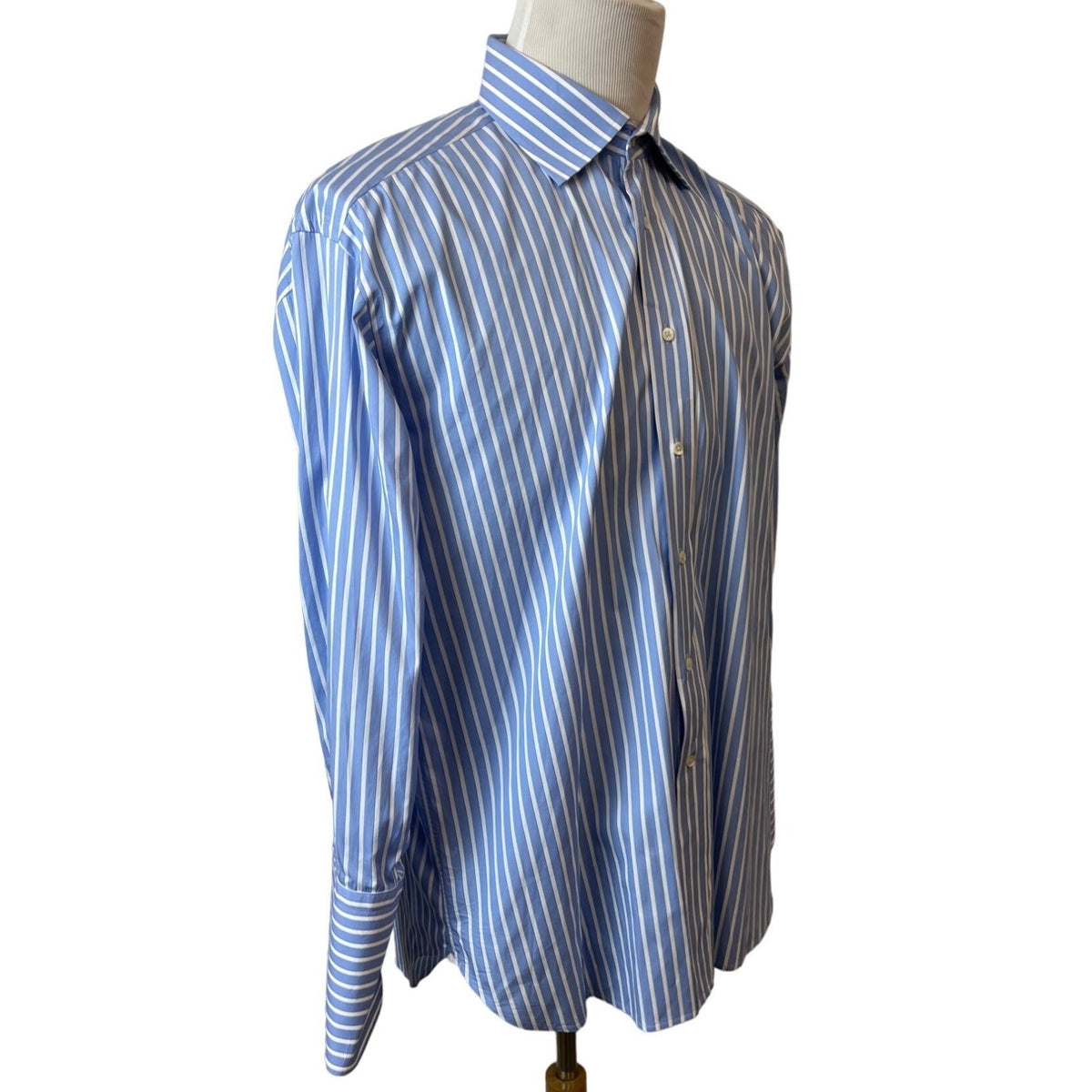 Alâra Men's Blue Striped Buttondown Shirt Sz 32-33