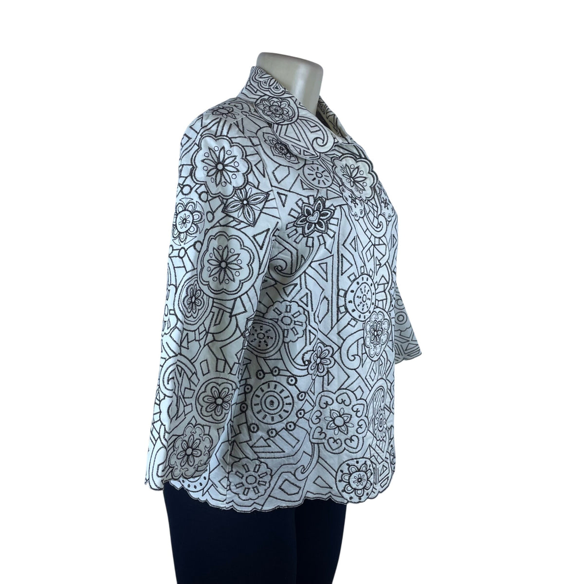 Draper’s & Damon’s Women’s White Black Cotton Floral Embroidered Jacket Sz L