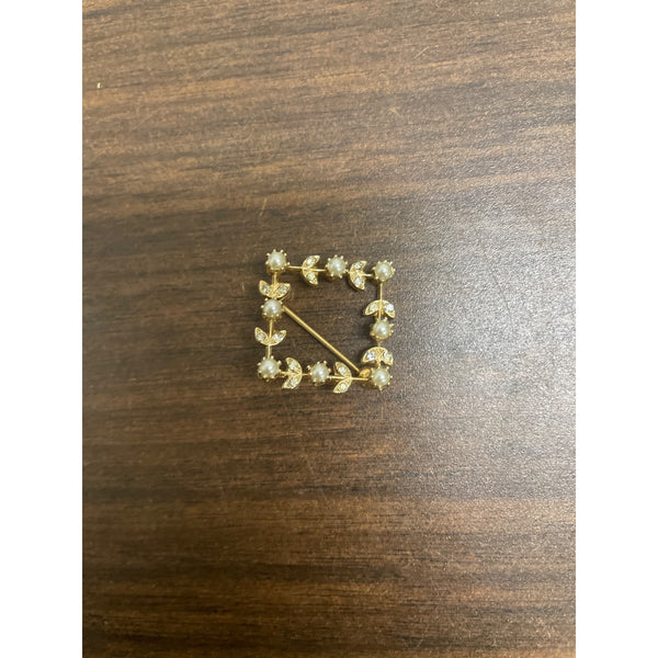 Vintage Gold Brooch With Pearls & Rhinestones