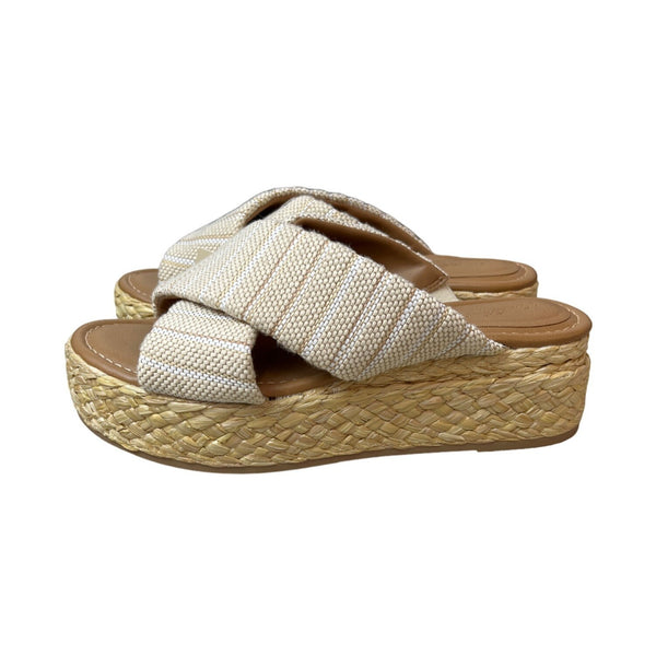 Universal Thread Women's Beige Platform Sandals Sz 7.5 - NWT