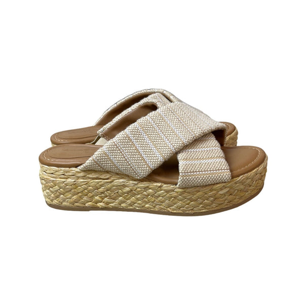 Universal Thread Women's Beige Platform Sandals Sz 7.5 - NWT