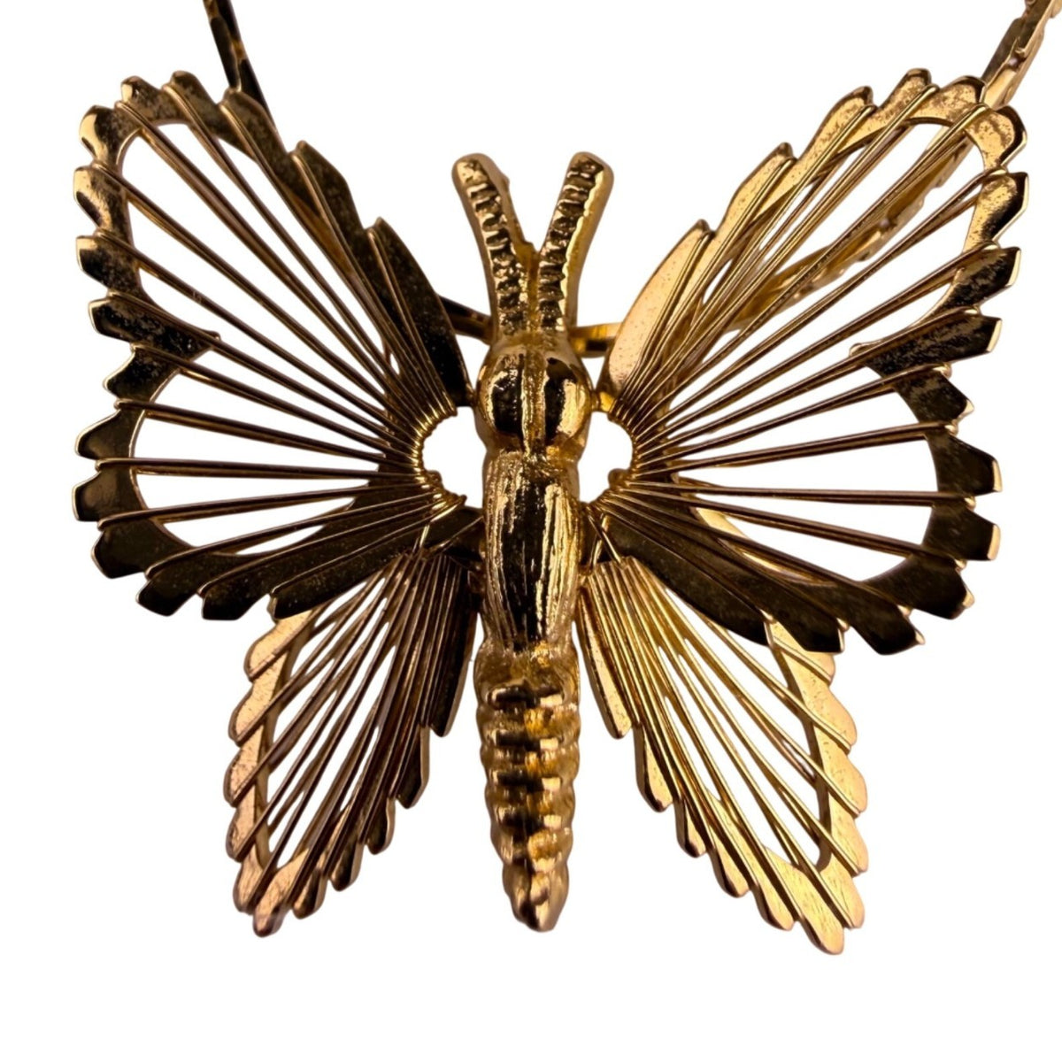 Monet Womens Gold Tone Metal Butterfly Pendant Necklace Elegant Jewelry