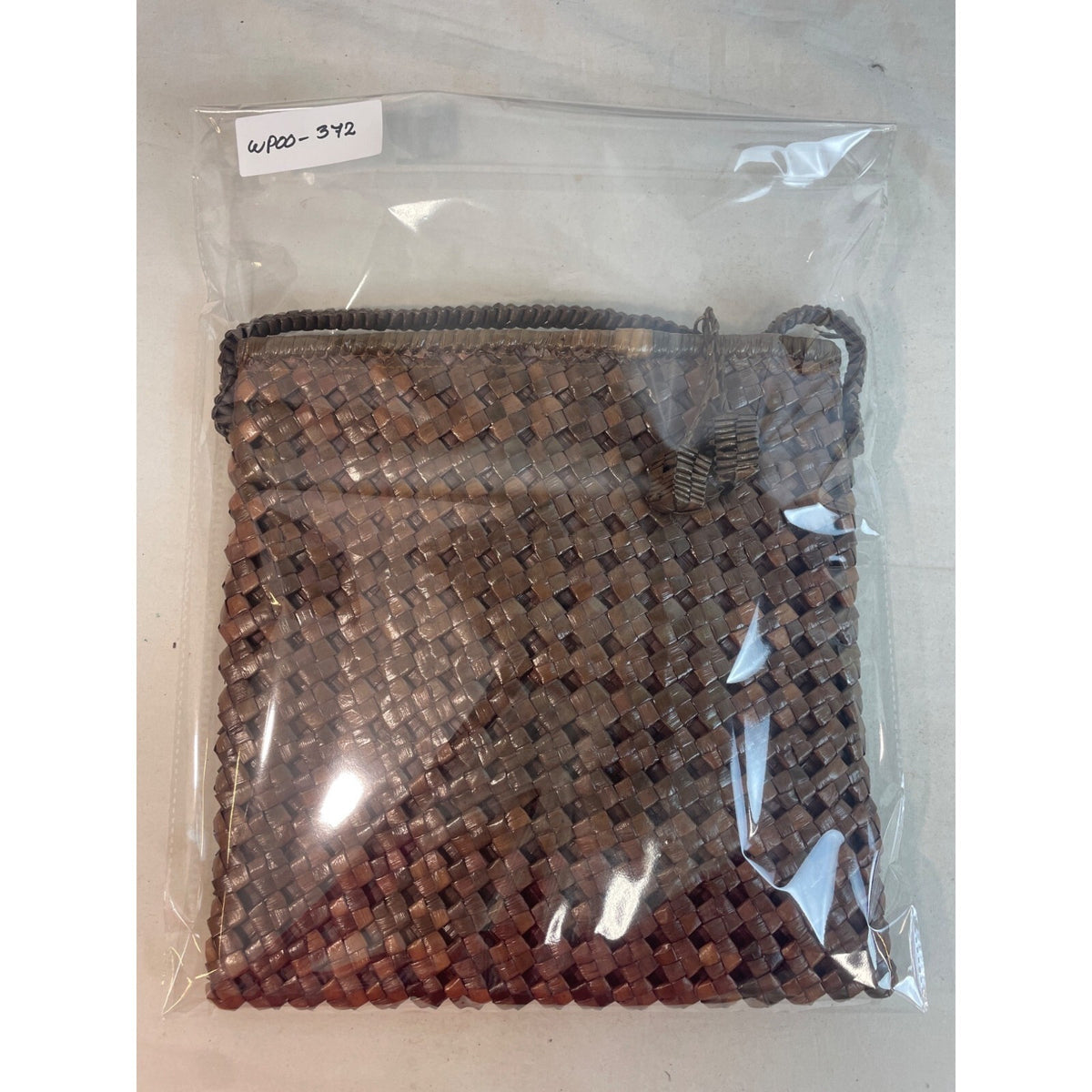 Handcrafted Women's Brown Woven Rattan Square Shoulder Bag Sz M