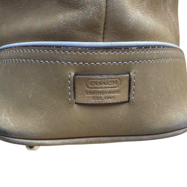 Coach Women’s Tan & White Leather Double Strap Silver Buckle Accents Hand Bag