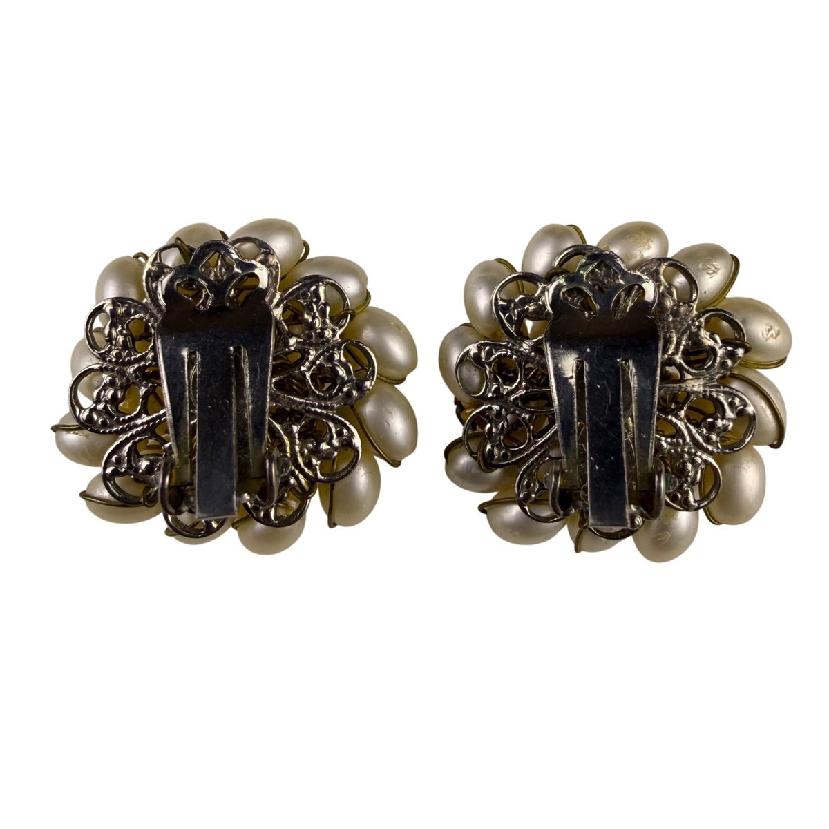 Clip-On Faux Pearl & Rhinestone Cluster Earrings Gold Tone Metal Round Design OS