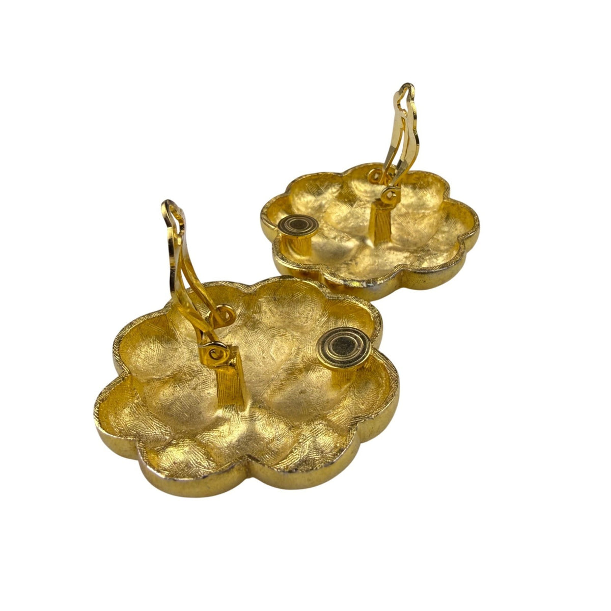 Gold Tone Womens Clip-On Floral Earrings Embossed Round Retro Design
