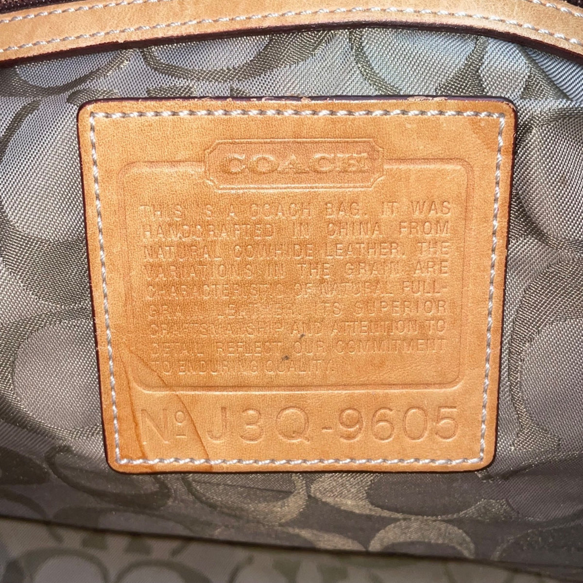 Coach Women’s Tan & White Leather Double Strap Silver Buckle Accents Hand Bag