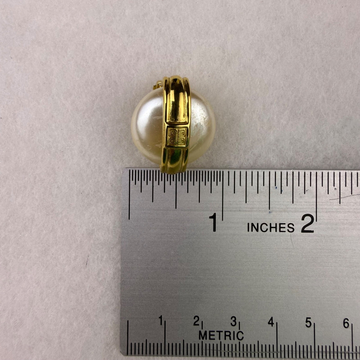 Givenchy Women Gold Tone & Faux Pearl Clip-On Earrings Vintage Design Retro