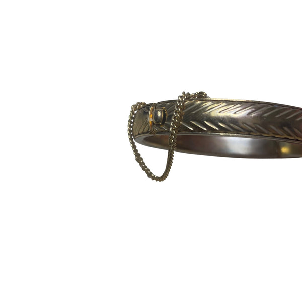 Vintage Gold-Tone Hinged Bangle Bracelet With Safety Chain Textured Design Elegant Style