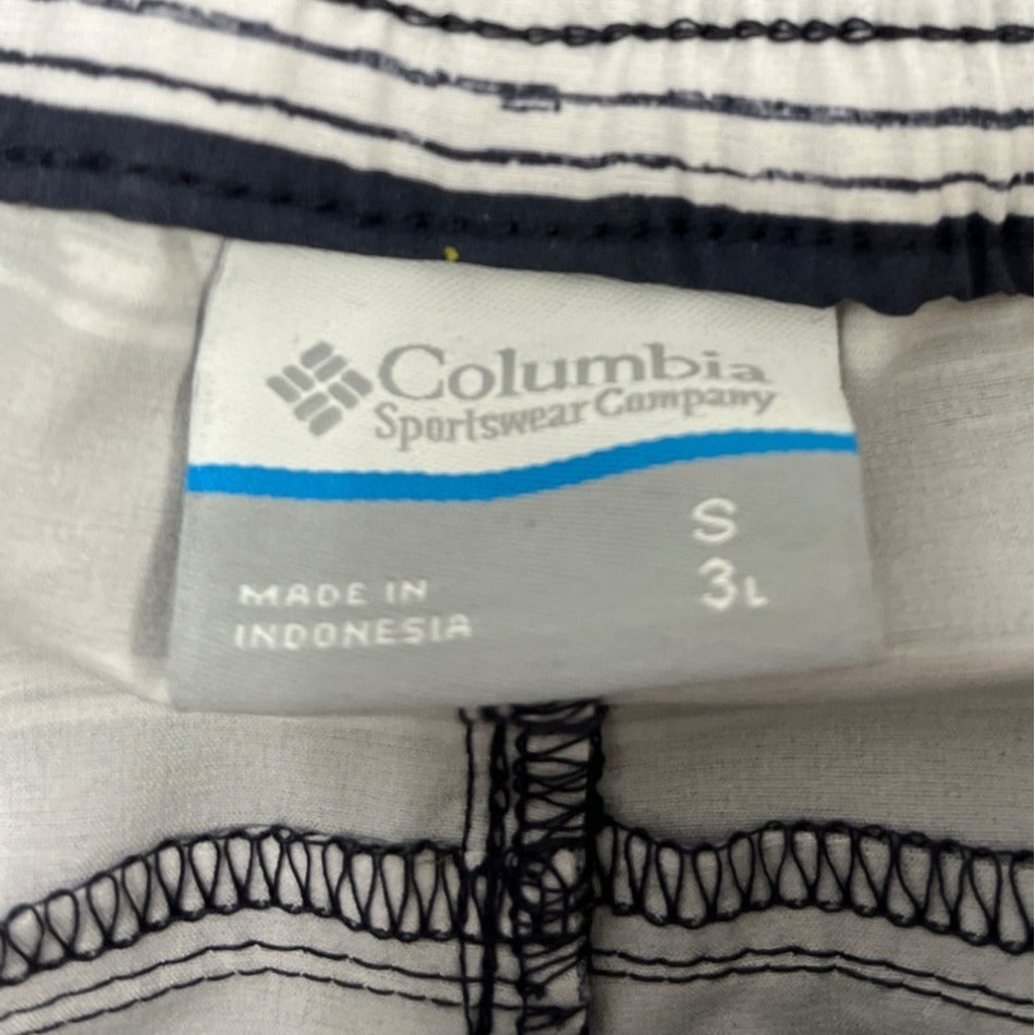 Columbia Women's Omni Shade Regular Fit Striped Navy & White Shorts Size S
