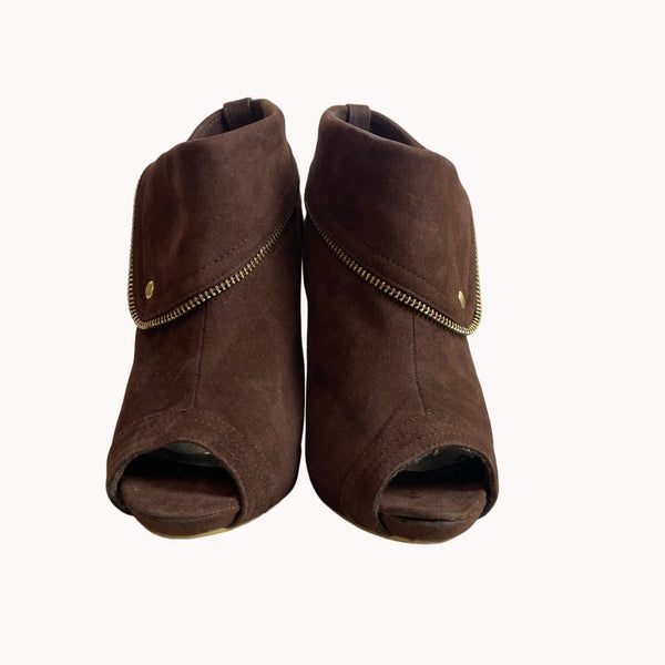 DbDk Fashion Women's Brown Suede Nicky Frances Heeled Booties Sz 8