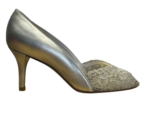 Stuart Weitzman Women’s Gold Chantilly Lace Chantelle Peep Toe Heels Size M6