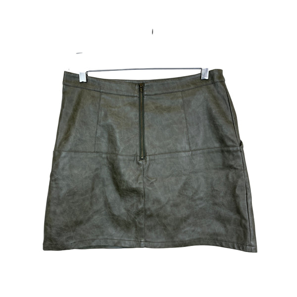 Faux Leather Women’s Green Mini Skirt With Pockets & Back Zipper Size Large