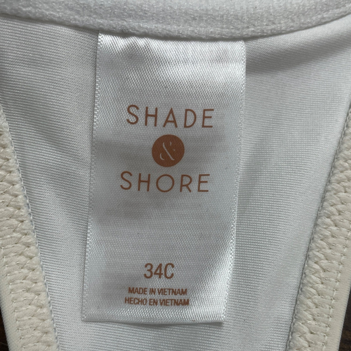 Shade & Shore Women's White Swimsuit Top Crochet Design Size 34C - New