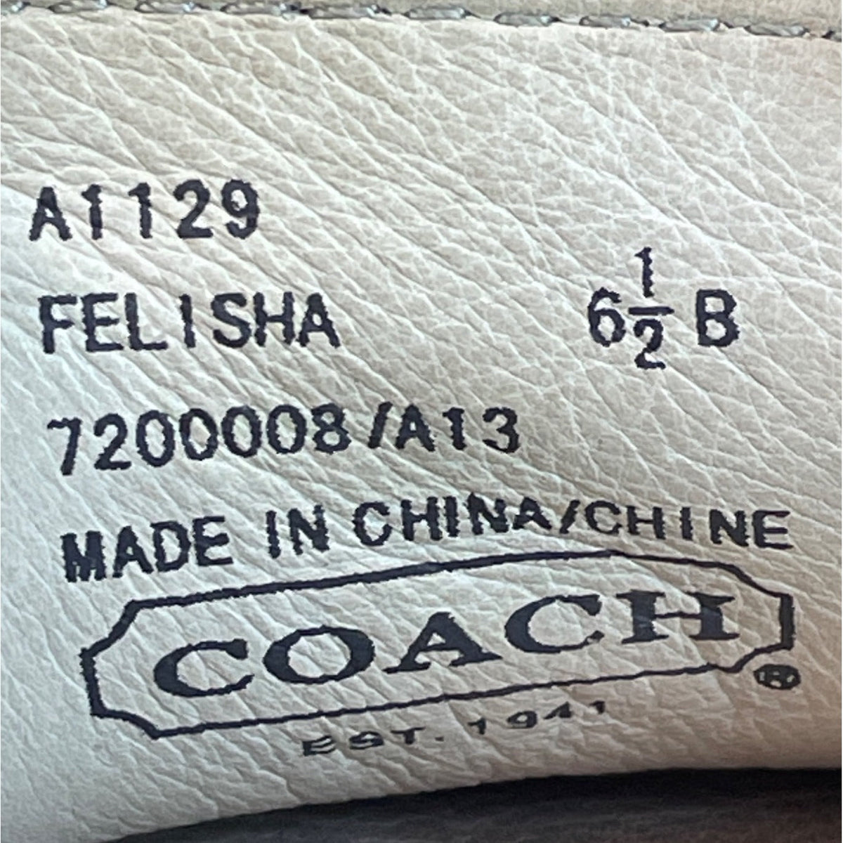 Vintage Coach Women's Off White Silver Felisha Loafers Sz 6.5B