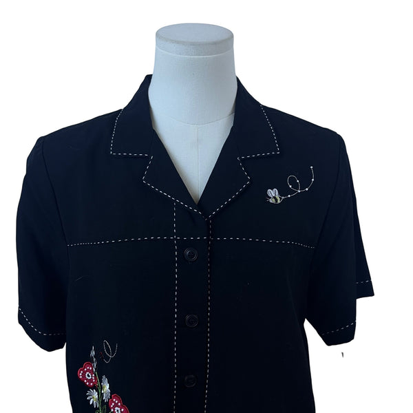 Alfred Dunner Women's Black Embroidered Floral Blouse Short Sleeve Size 8 - New
