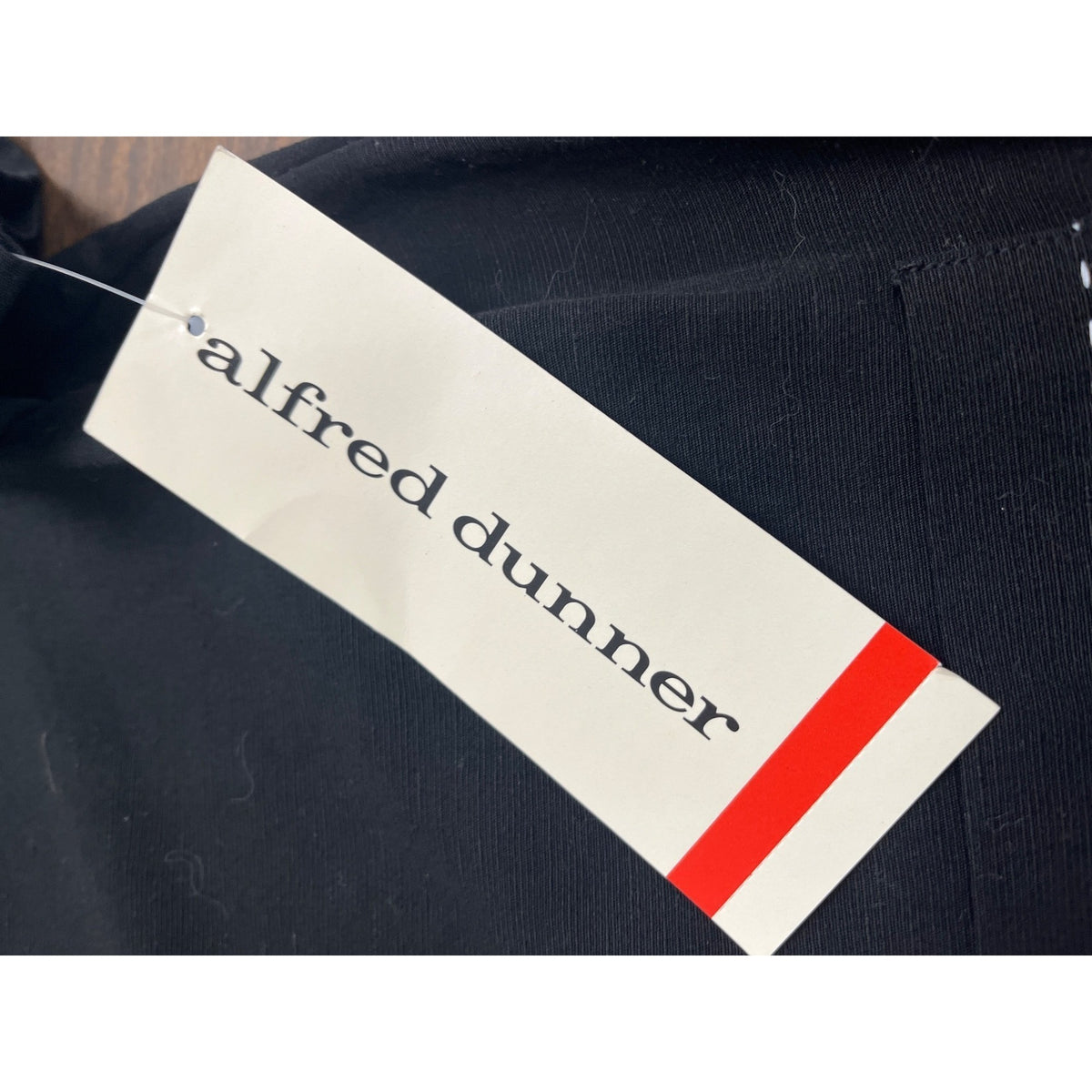 Alfred Dunner Women's Black Embroidered Floral Blouse Short Sleeve Size 8 - New