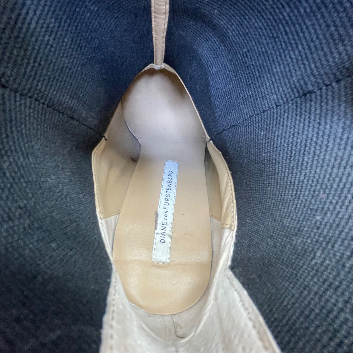 Diane Von Furstenberg Women’s Black Leather Stretch Shaft Ankle Boots Size 8M