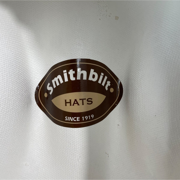 Smithbilt Hats White Calgary Stampede Cowboy Hat 7 1/4 With Red Band & Metal Detail