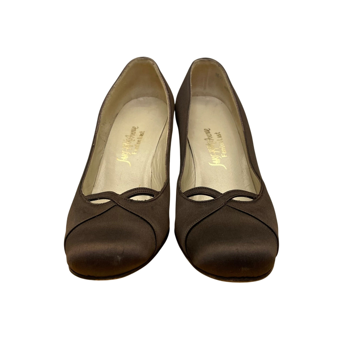 Saks Fifth Avenue Women’s Brown Satin Closed-Toe Pumps Low Heel Elegant Style Size 4B