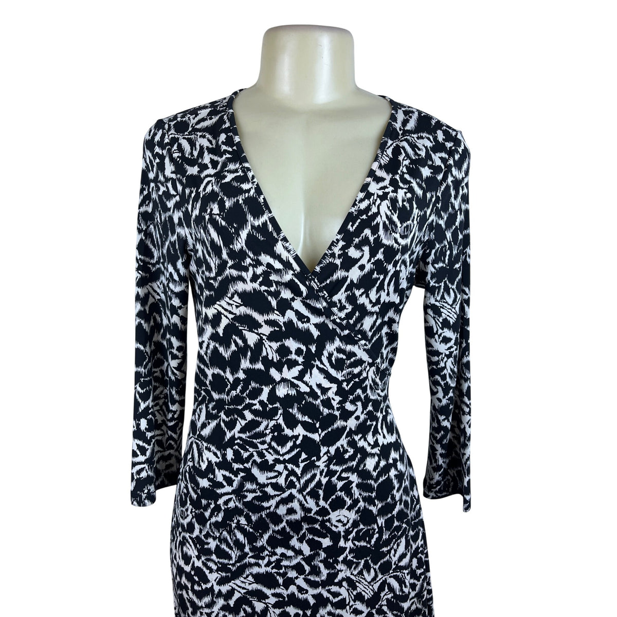 BCBG Maxazria Womens Black & White Wrap Dress Size M