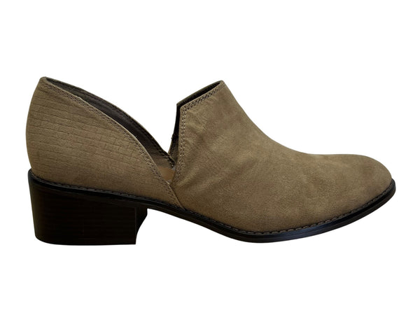 Xappeal Gemini Women’s Taupe Faux Suede Slip-On Block Heel Ankle Shoes Size 10