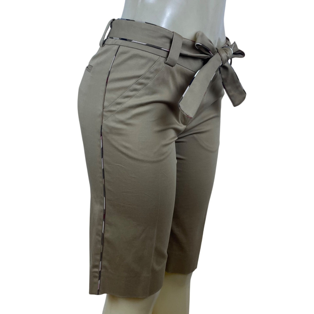 Burberry Women's Beige Cotton/Elastane Belted Shorts Size 6 - New