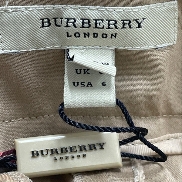 Burberry Women's Beige Cotton/Elastane Belted Shorts Size 6 - New