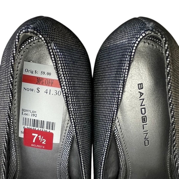 Bandolino Women’s Silver Metallic Finish Peep-Toe Mylah Heels Size 7.5