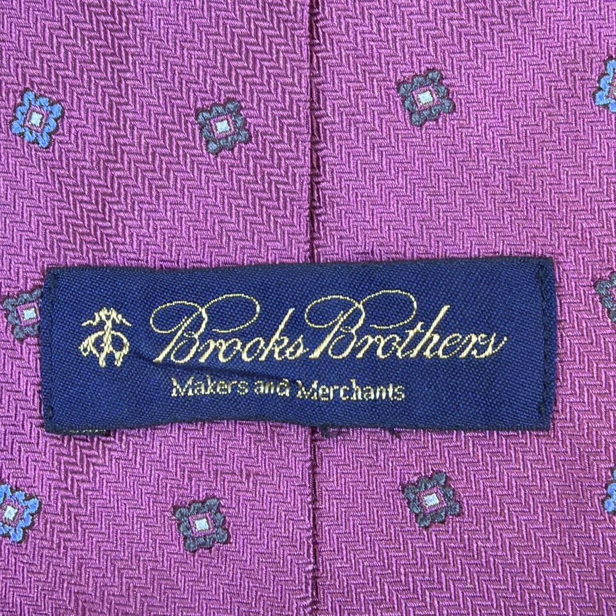 Vintage Brooks Brothers Mens Purple Silk Patterned Tie Classic Floral Design