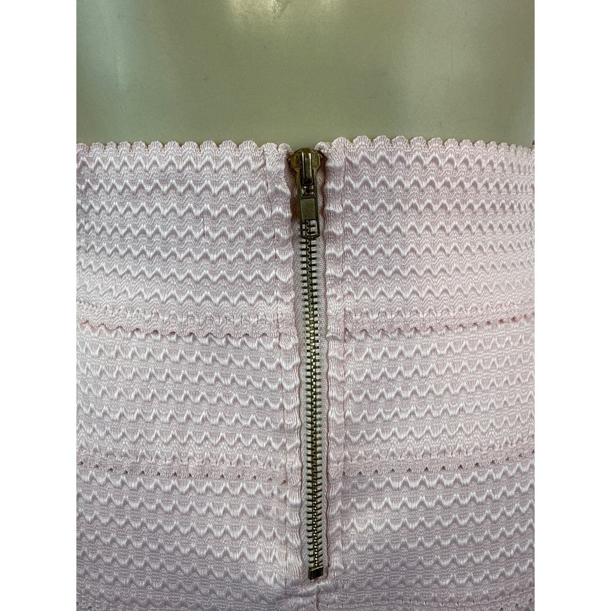 Honey Punch Light Pink Textured & Pleated Mini Bubble Skirt Size L