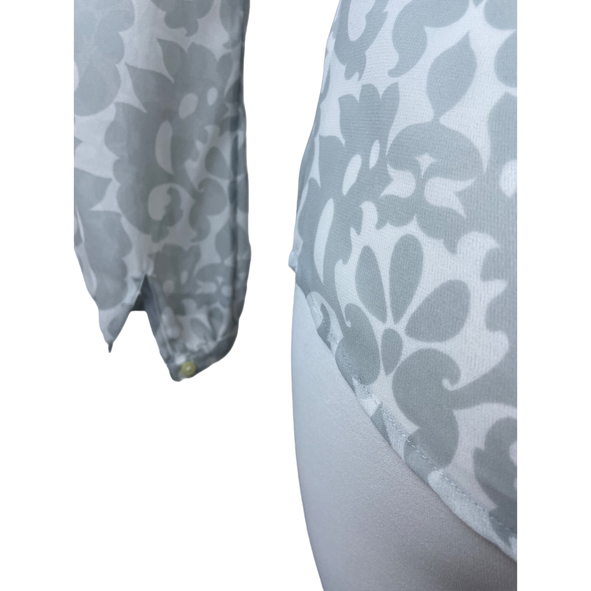 Banana Republic Women's Grey and White Sheer Long Sleeved Blouse Sz XS