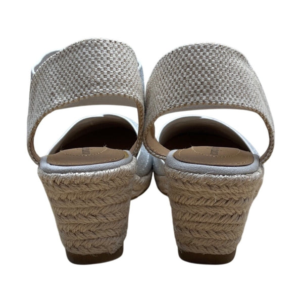 Comfortview Women’s Silver Espadrille Abra Wedge Sandals Size 7.5M - New