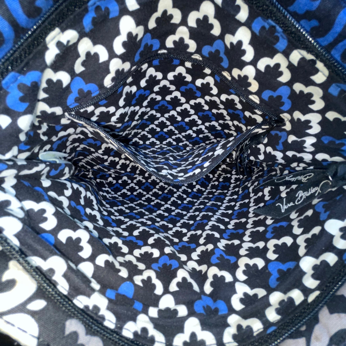 Vera Bradley Women’s Black & Blue Printed Quilted Adjustable Strap Crossbody Bag