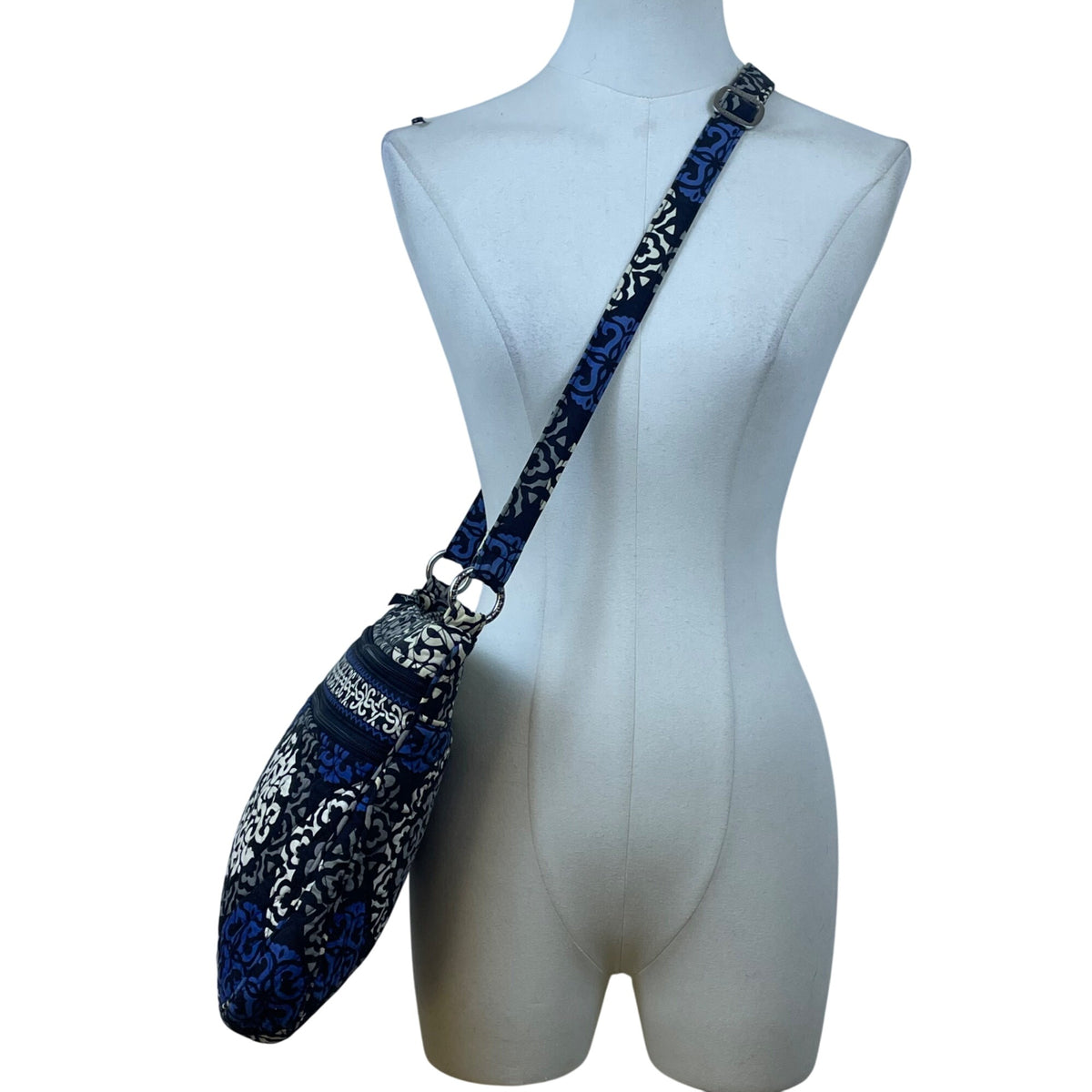 Vera Bradley Women’s Black & Blue Printed Quilted Adjustable Strap Crossbody Bag