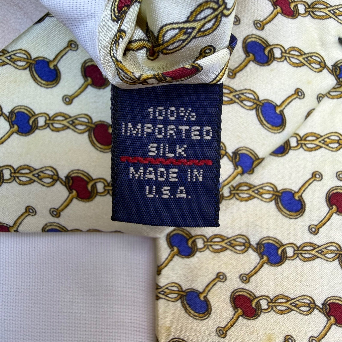 Tom James Mens Ivory Silk Tie Chain Link Red & Blue Pattern Elegant Made In USA