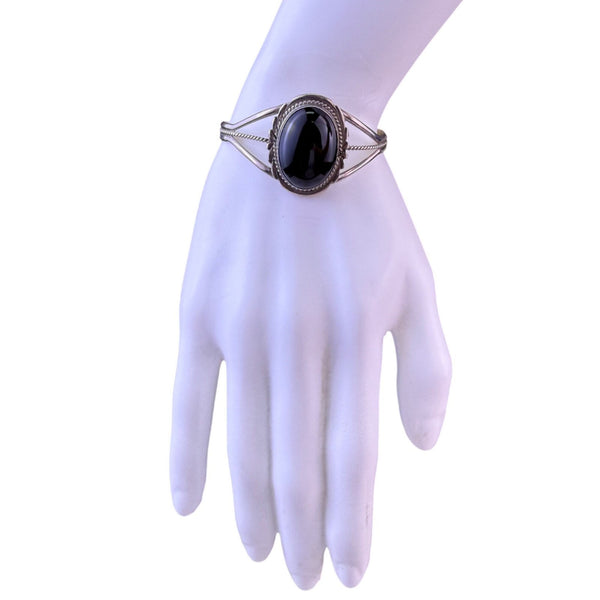 Vintage Navajo Sterling Womens Black Onyx Wide Cuff Bracelet Handcrafted Jewelry